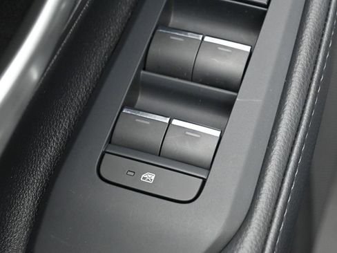 Certified 2025 Toyota Grand Highlander AWD image 15