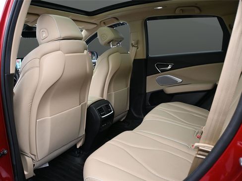 Certified 2024 Acura RDX SH-AWD w/ Advance Package image 11