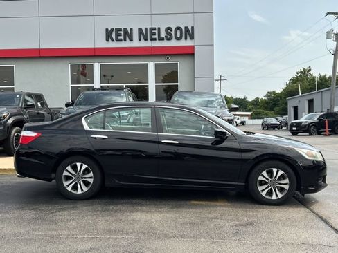 Used 2015 Honda Accord LX image 12