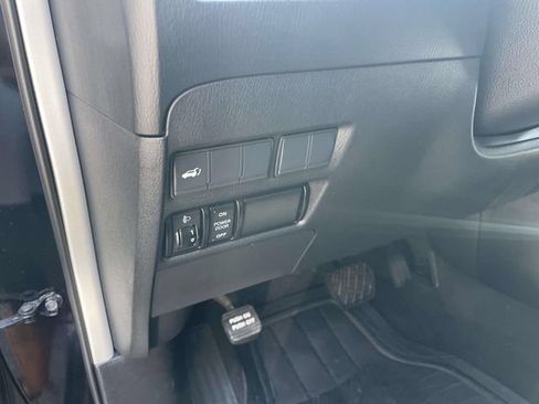 Used 2017 Nissan Armada SL AWD/4WD image 26