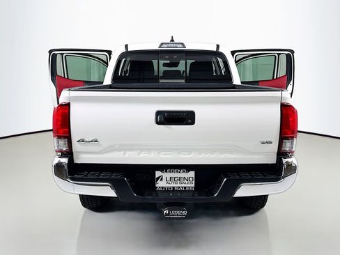 Used 2023 Toyota Tacoma SR5 AWD/4WD image 23