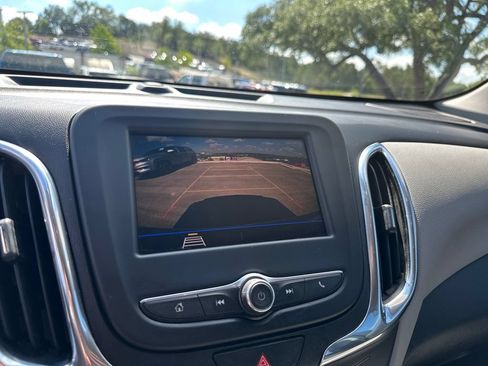 Used 2020 Chevrolet Equinox LS w/ LS Convenience Package FWD image 31