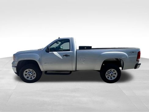 Used 2011 GMC Sierra 2500 W/T image 4