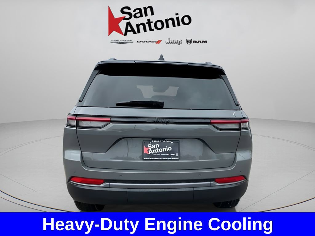 New 2027 Jeep Grand Cherokee Altitude RWD image 12
