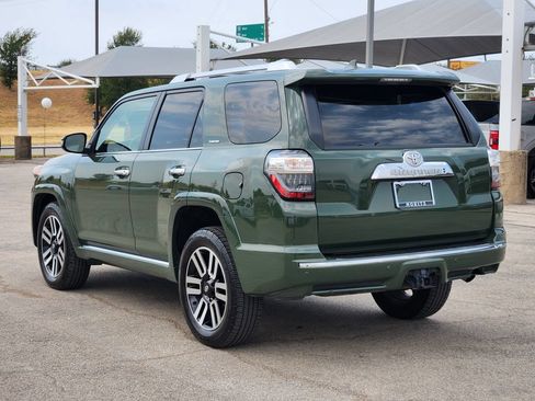 Used 2022 Toyota 4Runner Limited RWD image 7