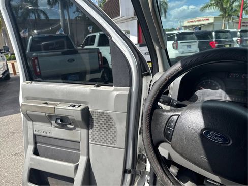 Used 2012 Ford E-250 and Econoline 250 w/ PWR Group RWD image 20