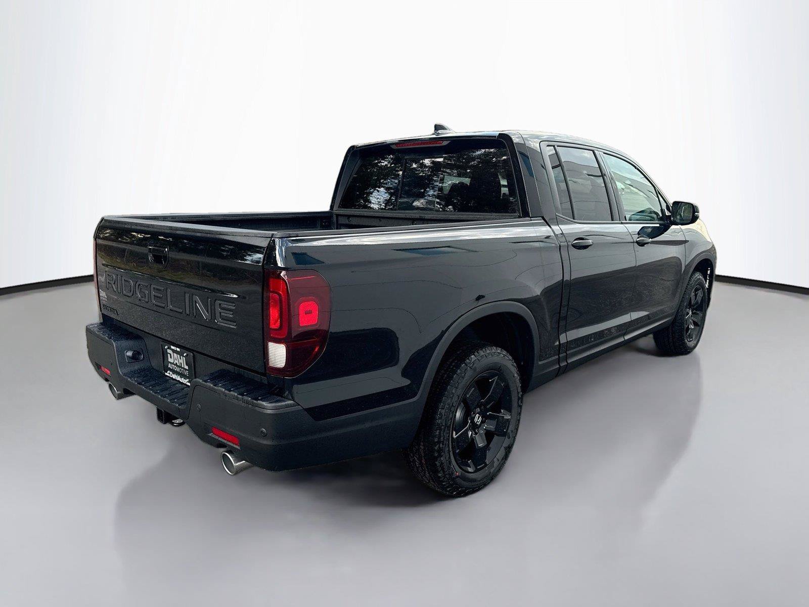 New 2026 Honda Ridgeline Black Edition image 13