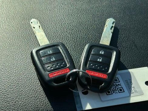 Used 2014 Honda CR-V LX image 15