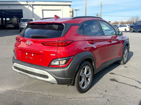 Used 2022 Hyundai Kona SEL w/ Convenience Package image 7