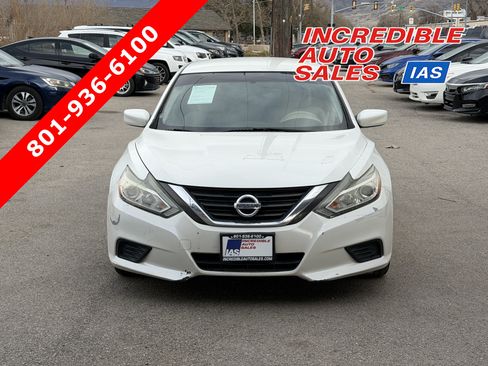 Used 2016 Nissan Altima 2.5 S w/ Power Driver Seat Package FWD image 1