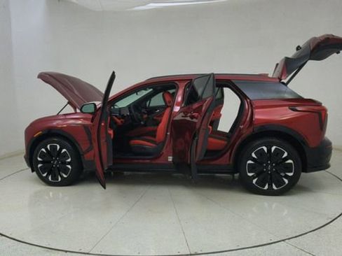 Used 2024 Chevrolet Blazer EV RS image 73