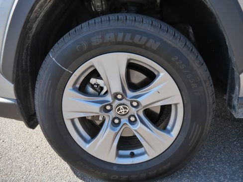 Certified 2025 Toyota RAV4 LE AWD/4WD image 16