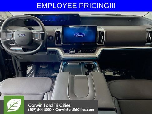 New 2026 Ford Expedition Max Platinum w/ Platinum Ultimate Package AWD/4WD image 7