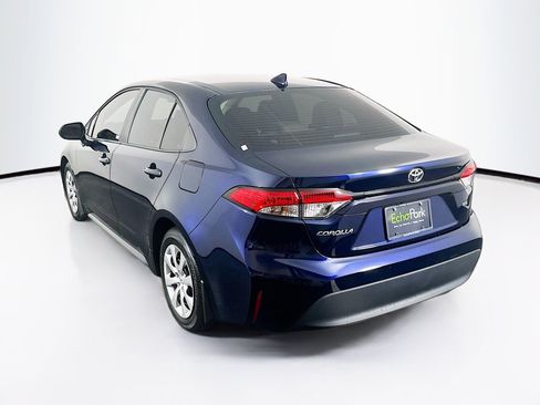 Used 2025 Toyota Corolla LE FWD image 5