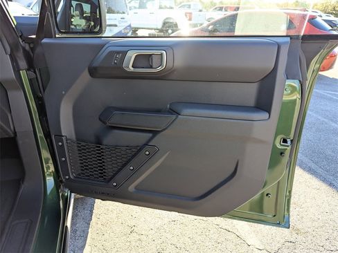 New 2025 Ford Bronco Badlands image 31