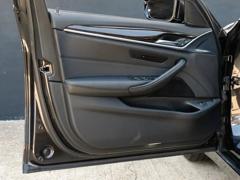 Used 2018 BMW 530i RWD image 53