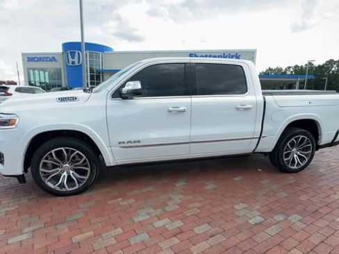 Used 2025 RAM 1500 Tungsten AWD/4WD image 7
