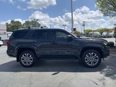 Certified 2025 Toyota 4Runner Limited image 9