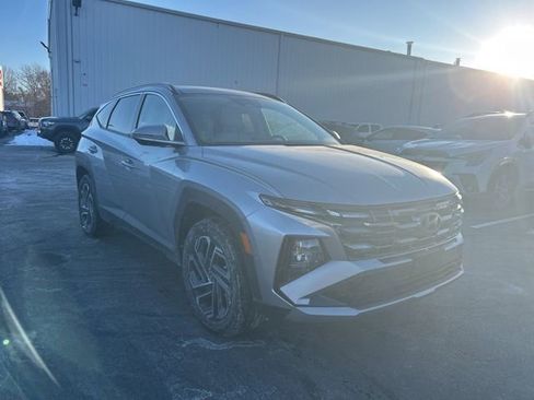 Used 2025 Hyundai Tucson Limited w/ Tow & Go Package image 3