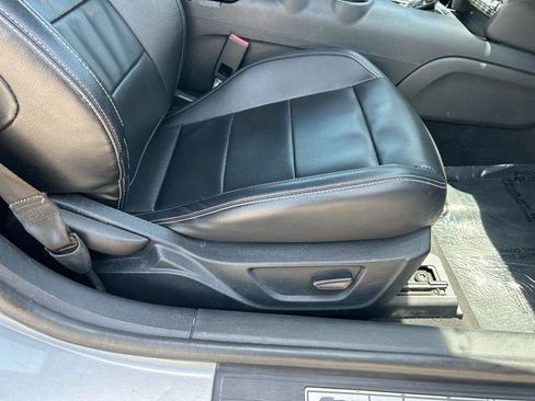 Used 2022 Ford Mustang Premium image 36