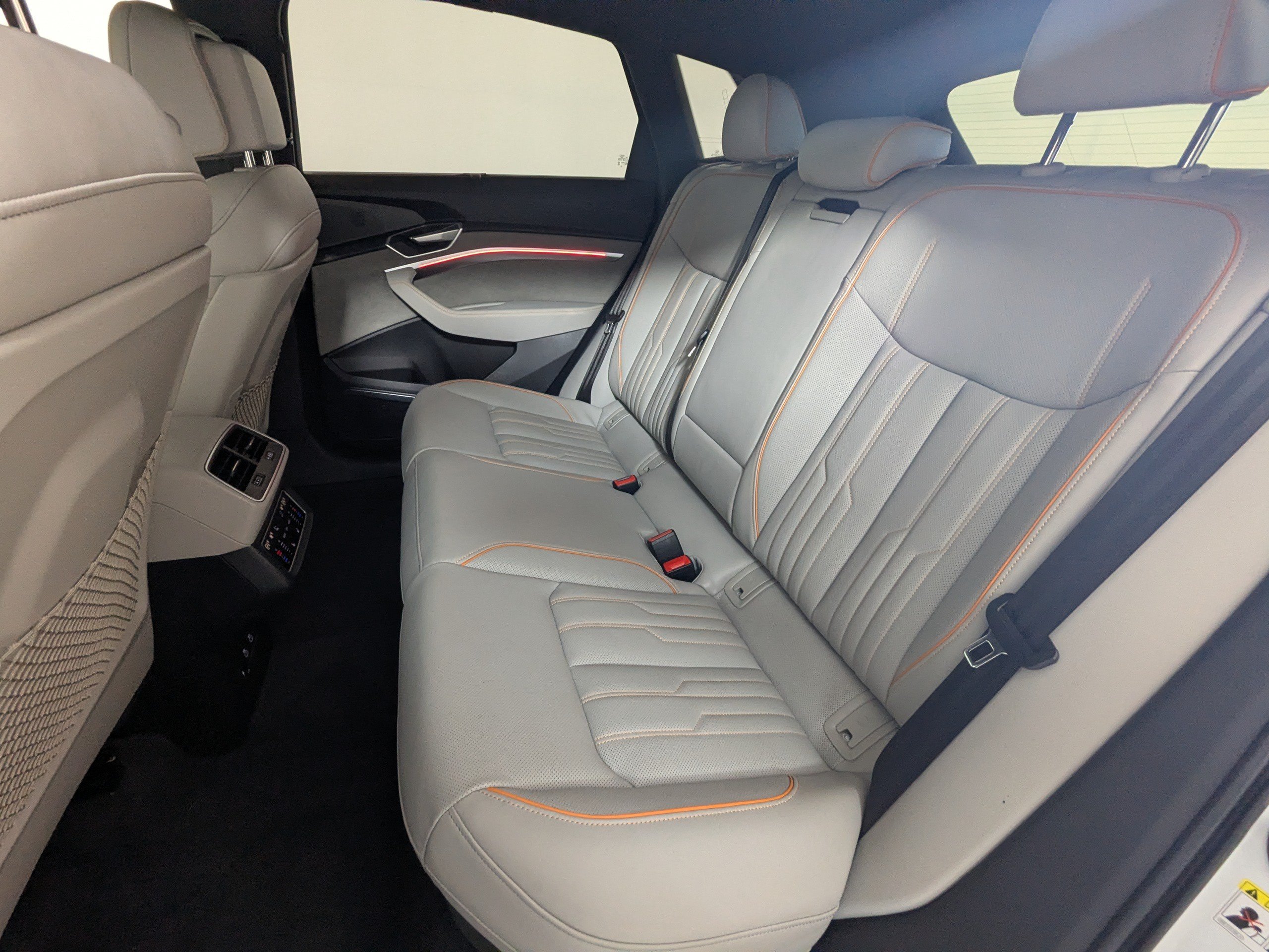 Certified 2024 Audi Q8 e-tron Premium Plus w/ Prestige Package AWD/4WD image 19
