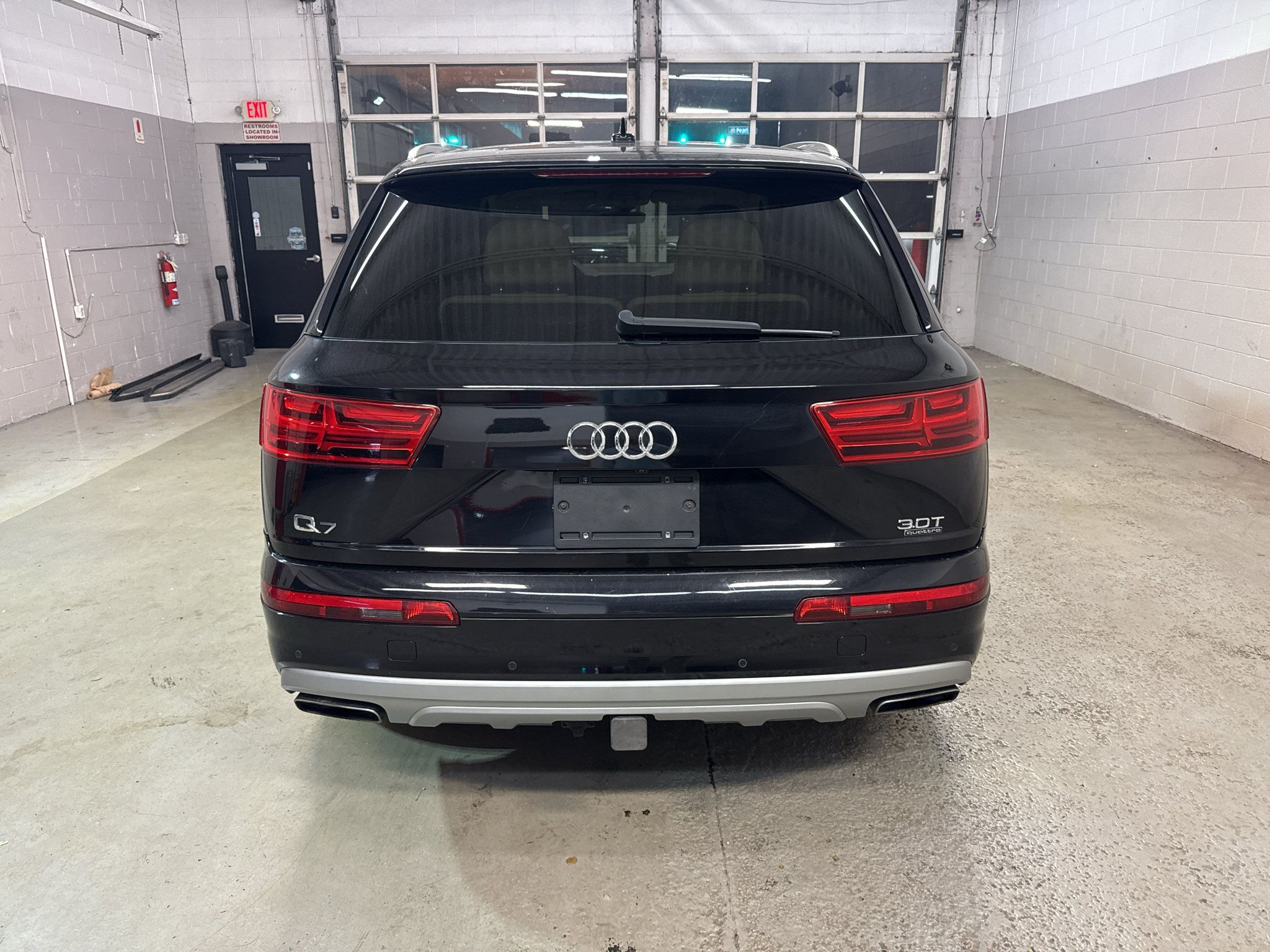 Used 2017 Audi Q7 3.0T Prestige w/ Prestige Package AWD/4WD image 7