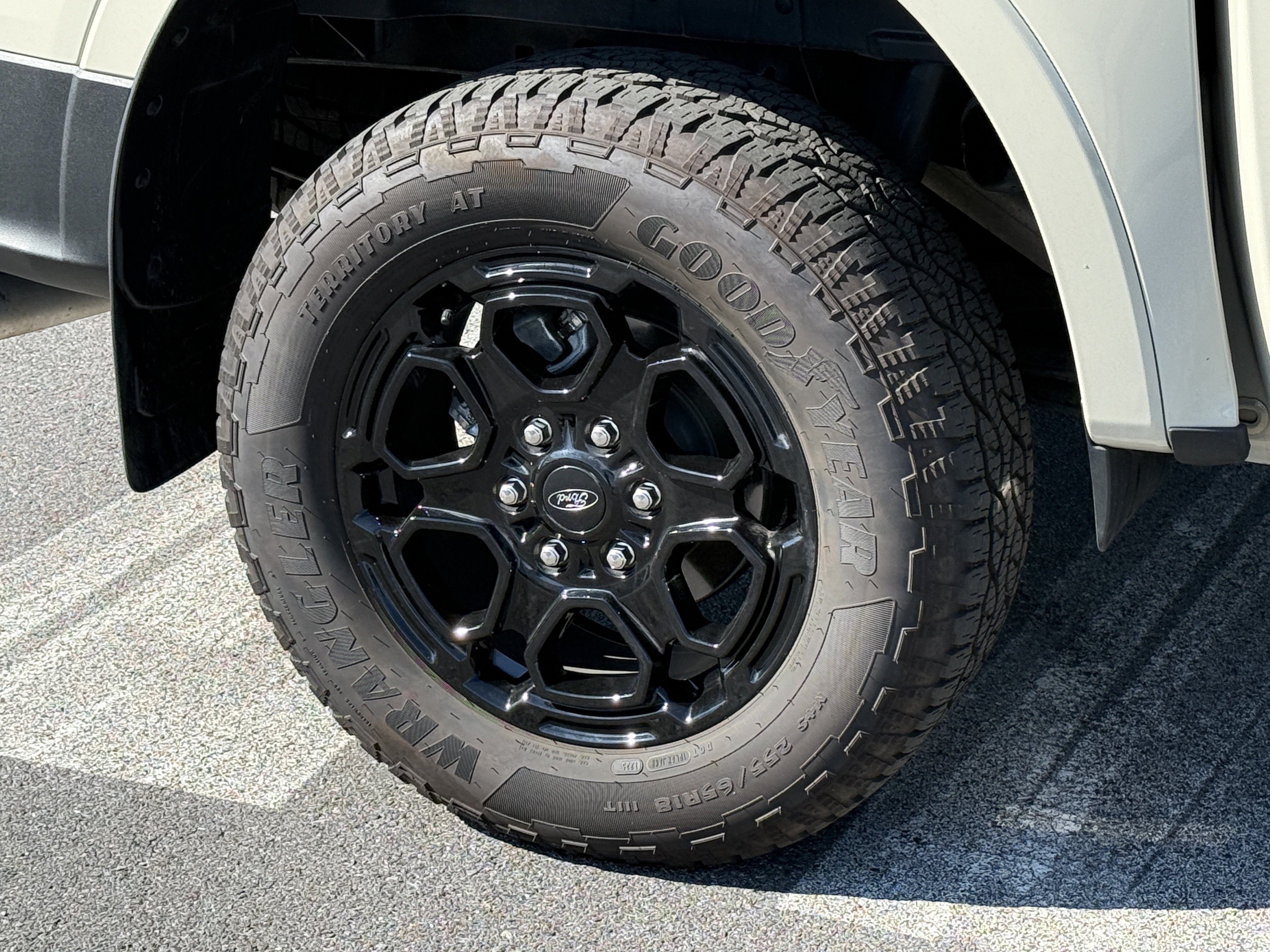 Used 2025 Ford Ranger XLT w/ Equipment Group 301A High AWD/4WD image 11