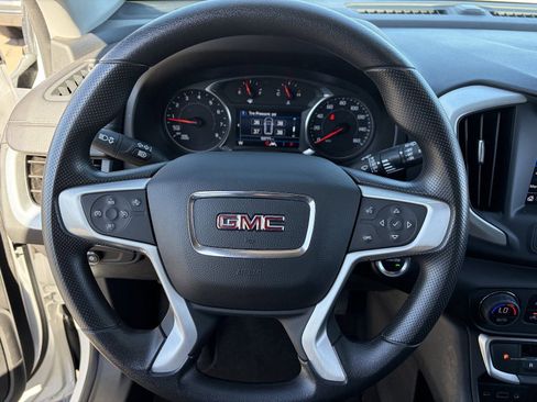 Certified 2024 GMC Terrain SLE w/ Driver Convenience Package FWD image 24