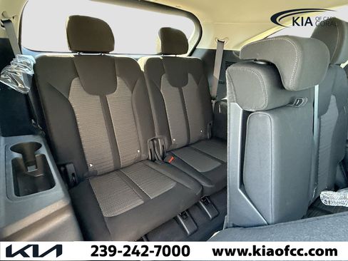 New 2026 Kia Sorento LX FWD image 18