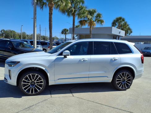 New 2026 Volvo XC90 B5 Plus image 4
