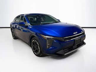 Used 2025 Kia K4 EX video 1