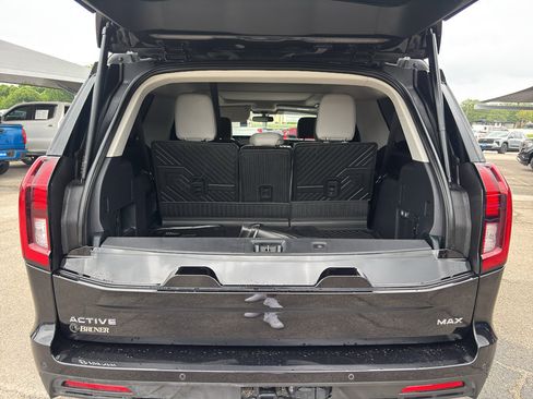Used 2025 Ford Expedition Max Active RWD image 7