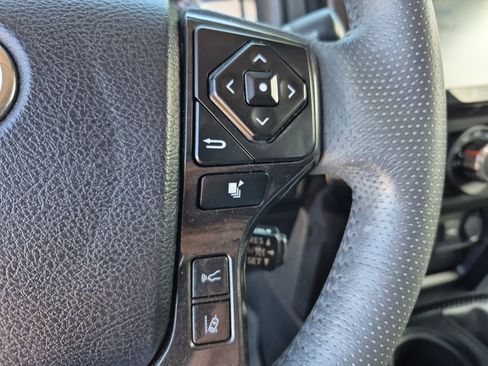 Used 2022 Toyota 4Runner TRD Off-Road Premium w/ Moonroof Package AWD/4WD image 28