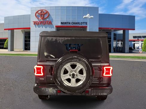Used 2020 Jeep Wrangler Unlimited Sport S image 9