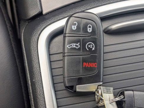 Used 2022 Dodge Charger Scat Pack RWD image 29