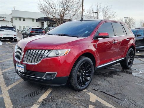 Used 2014 Lincoln MKX AWD w/ Equipment Group 102A image 7
