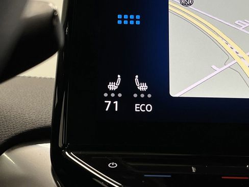 Used 2023 Volkswagen ID.4 Pro S image 8