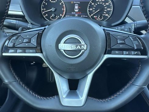 Used 2025 Nissan Altima 2.5 SR image 24