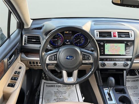 Used 2016 Subaru Outback 2.5i Limited AWD/4WD image 22
