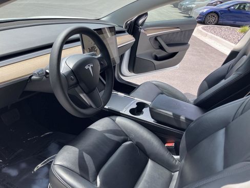 Used 2022 Tesla Model 3 Long Range AWD/4WD image 11
