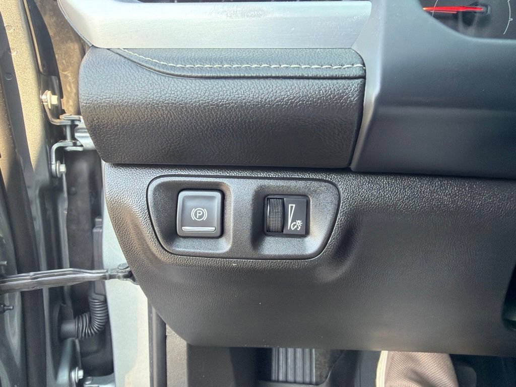 Used 2023 GMC Acadia SLE w/ Driver Convenience Package AWD/4WD image 33