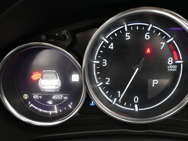 Used 2024 MAZDA MX-5 Miata Grand Touring RWD image 9