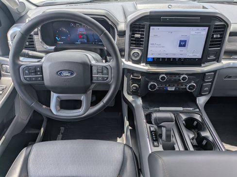 Used 2025 Ford F150 Lariat AWD/4WD image 16