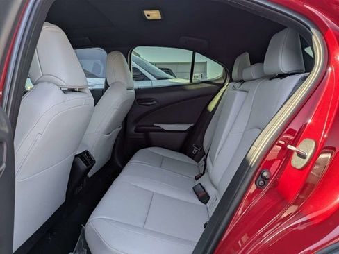 Used 2024 Lexus UX 250h FWD image 13