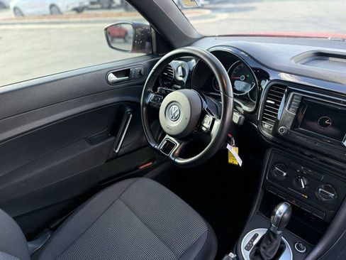 Used 2018 Volkswagen Beetle S image 21