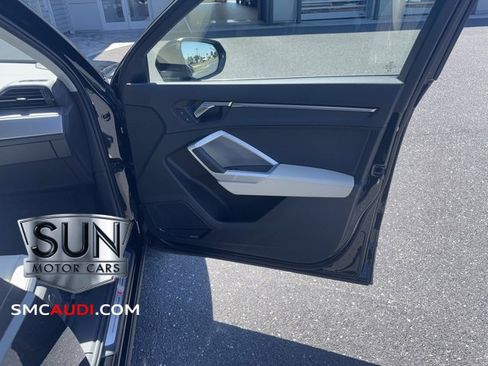 Certified 2025 Audi Q3 2.0T Premium Plus w/ Premium Plus Package image 9