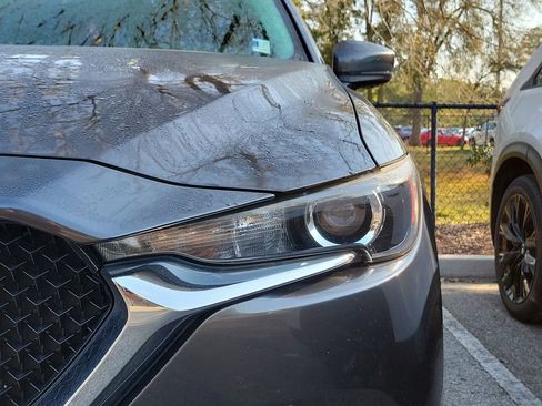 Used 2019 MAZDA CX-5 Touring image 2