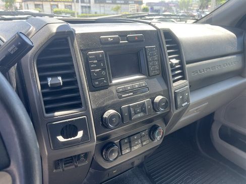 Used 2020 Ford F350 XL w/ Power Equipment Group image 16