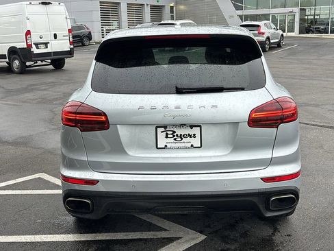 Used 2017 Porsche Cayenne Platinum Edition AWD/4WD image 31