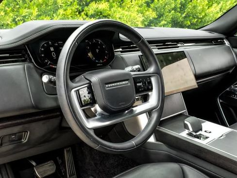 Used 2024 Land Rover Range Rover SE AWD/4WD image 24